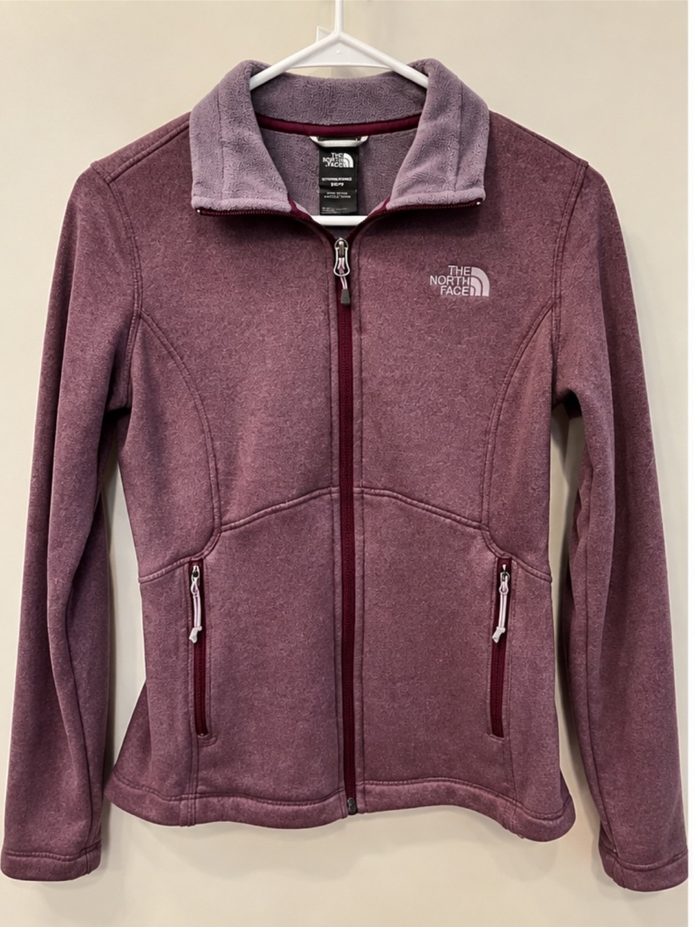 The North Face Women’s Full Zip Performance Jacket Plum Purple XS
